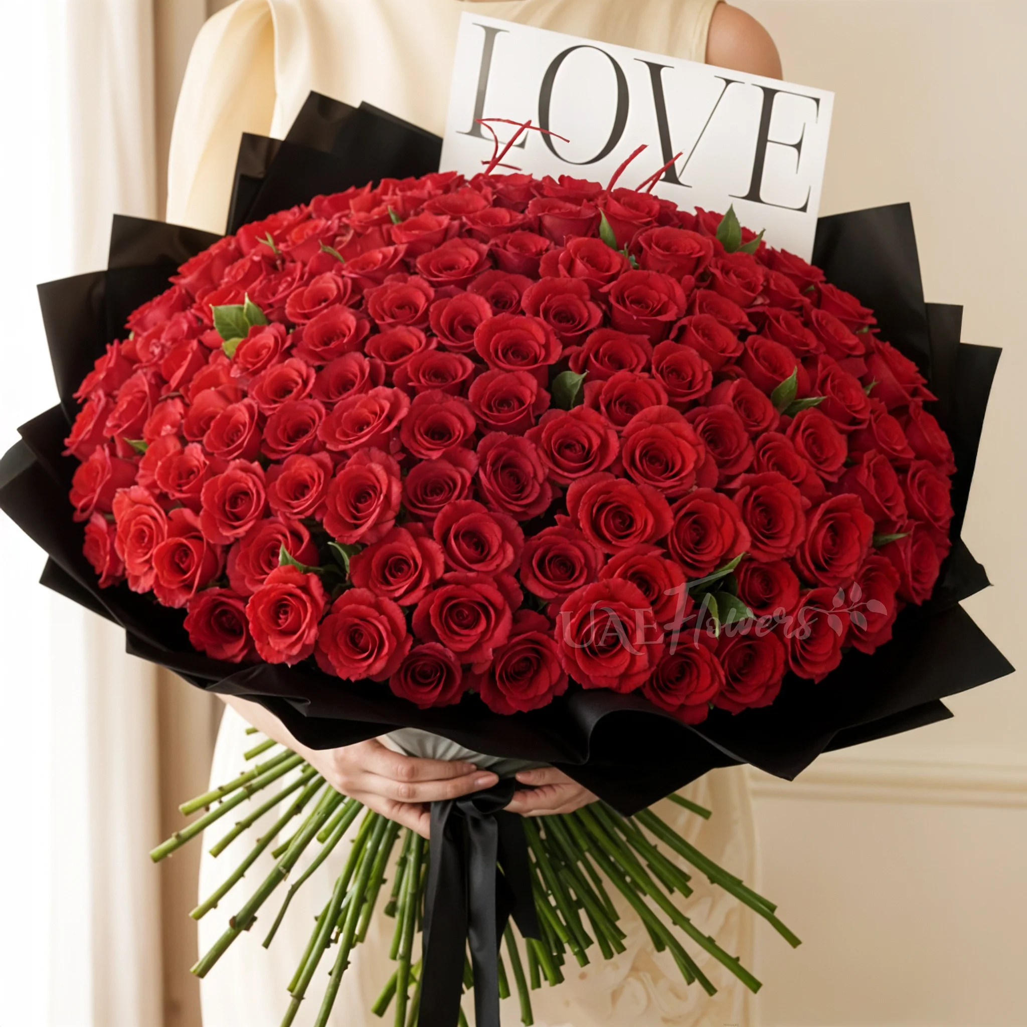 Order 200 Red Roses – Love For You
