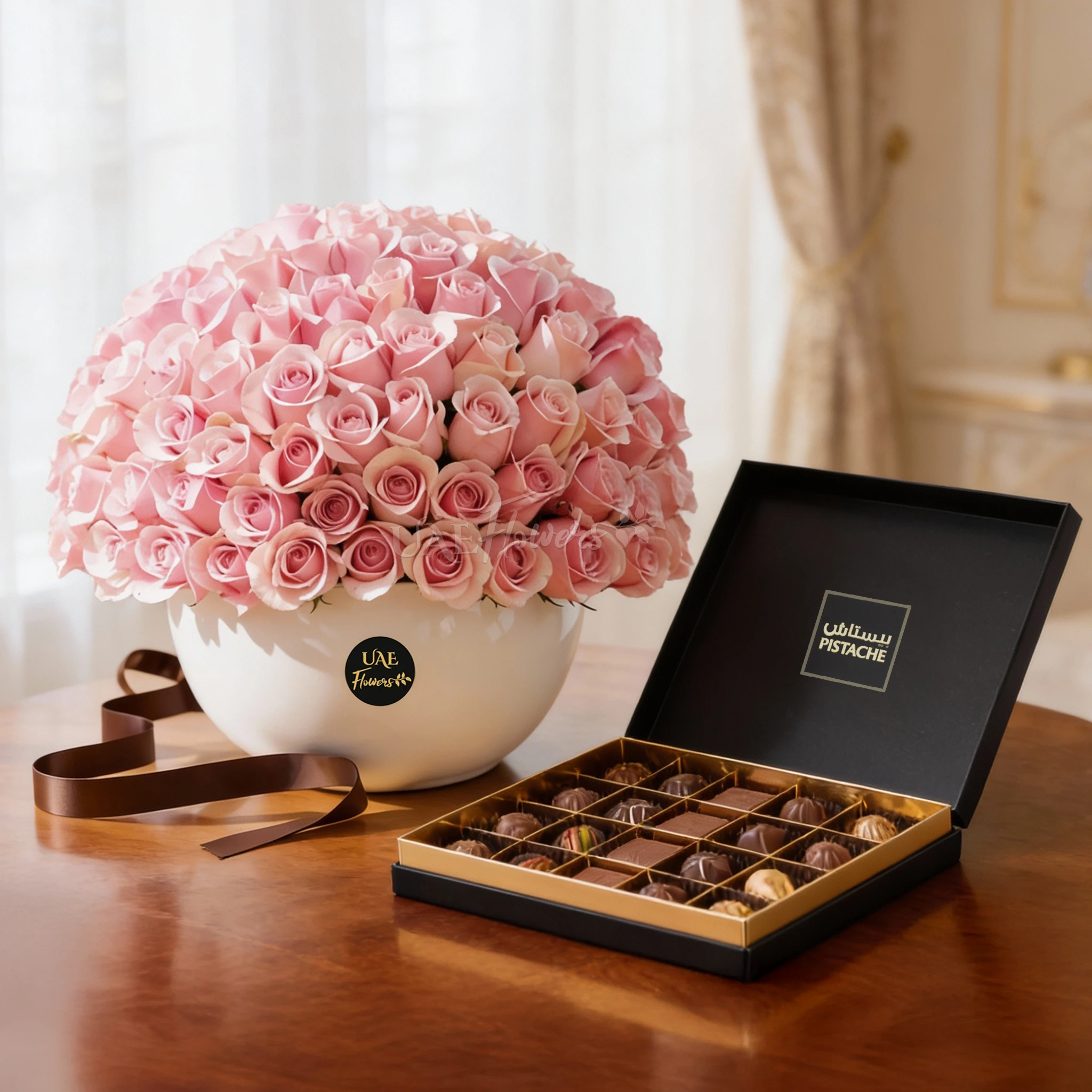100 Pink Roses & 25pcs Pistache Signature Chocolate Box