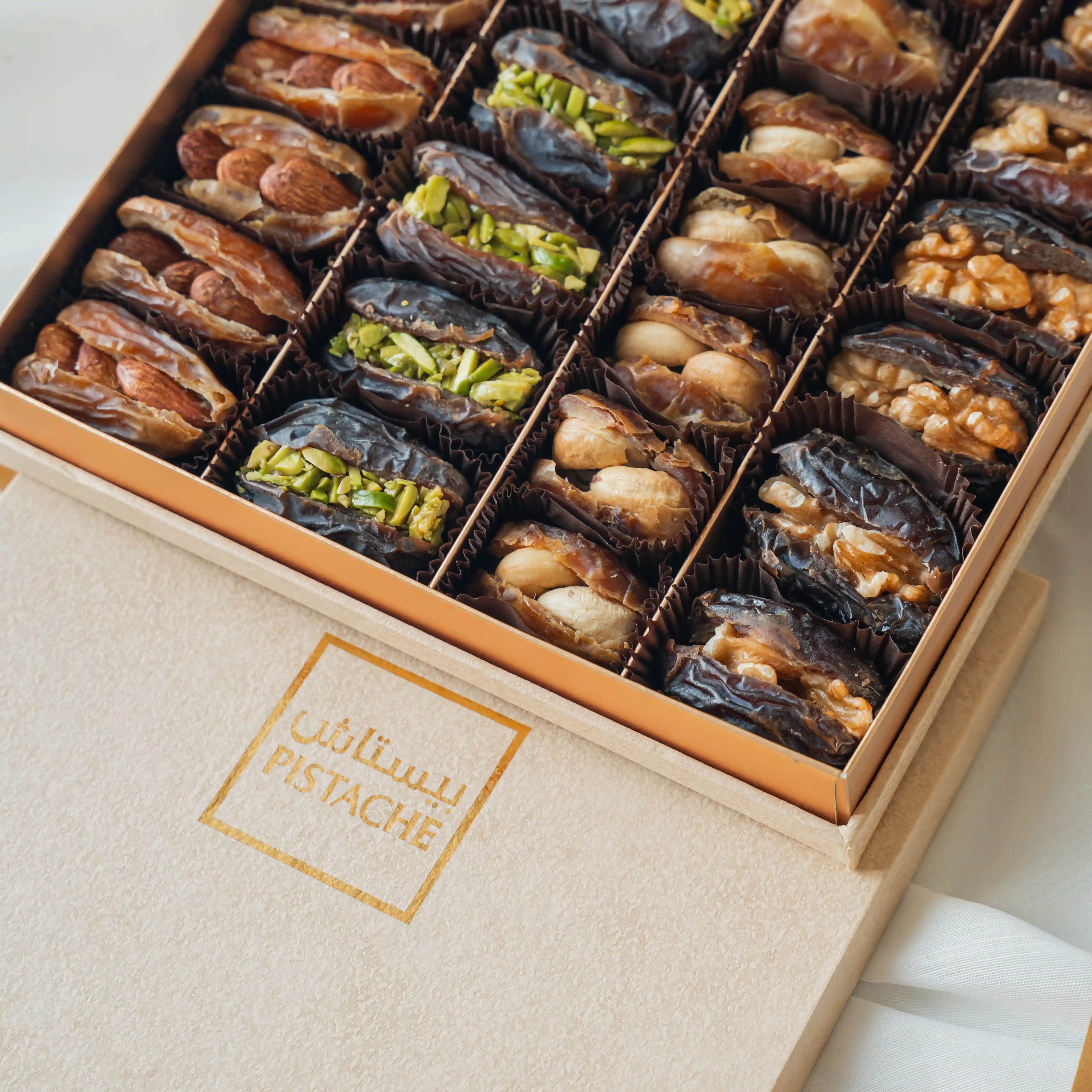 Pistache Dates - 550Gms