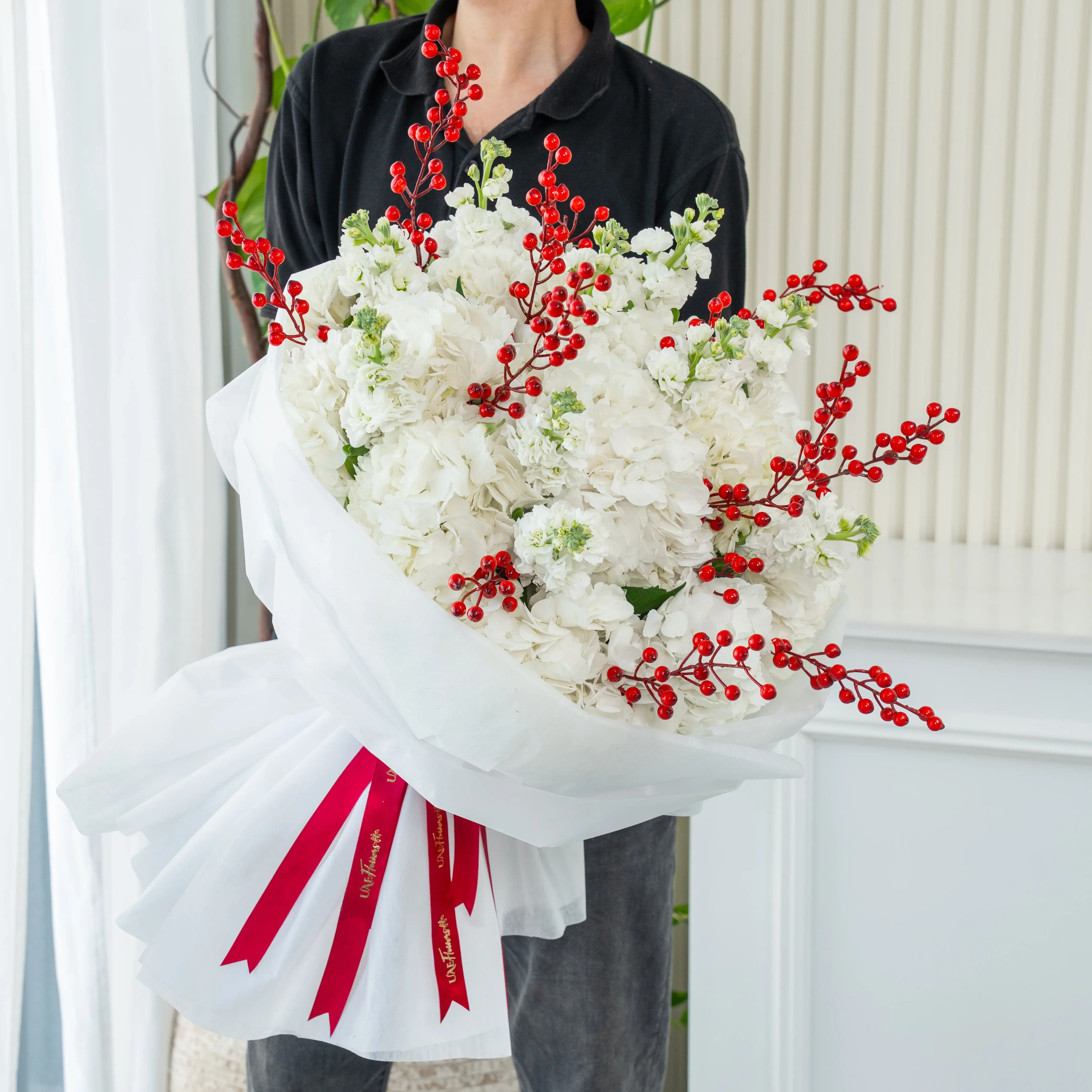 White Xmas Bouquet with Red Berries