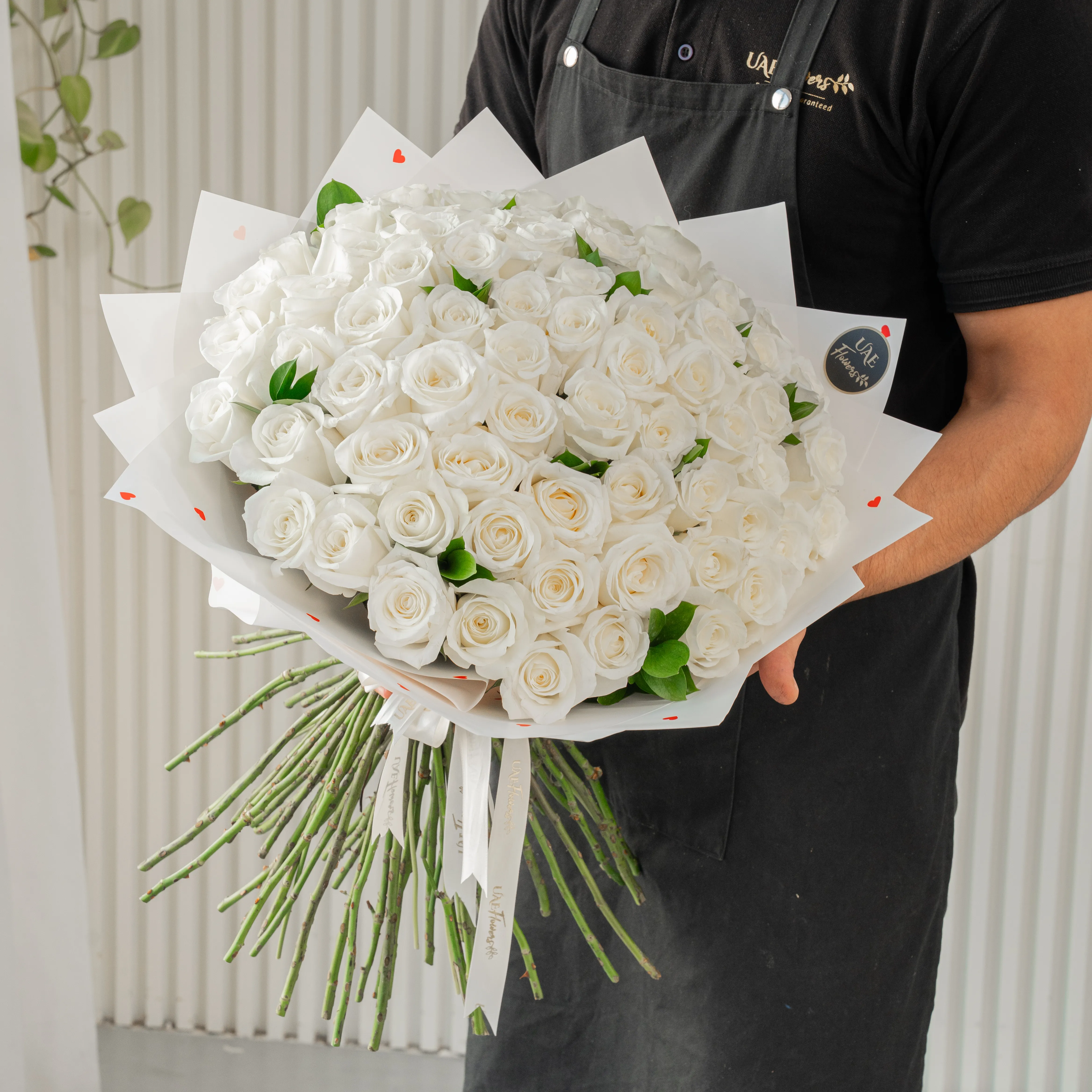 40 White Roses Handtied Bouquet