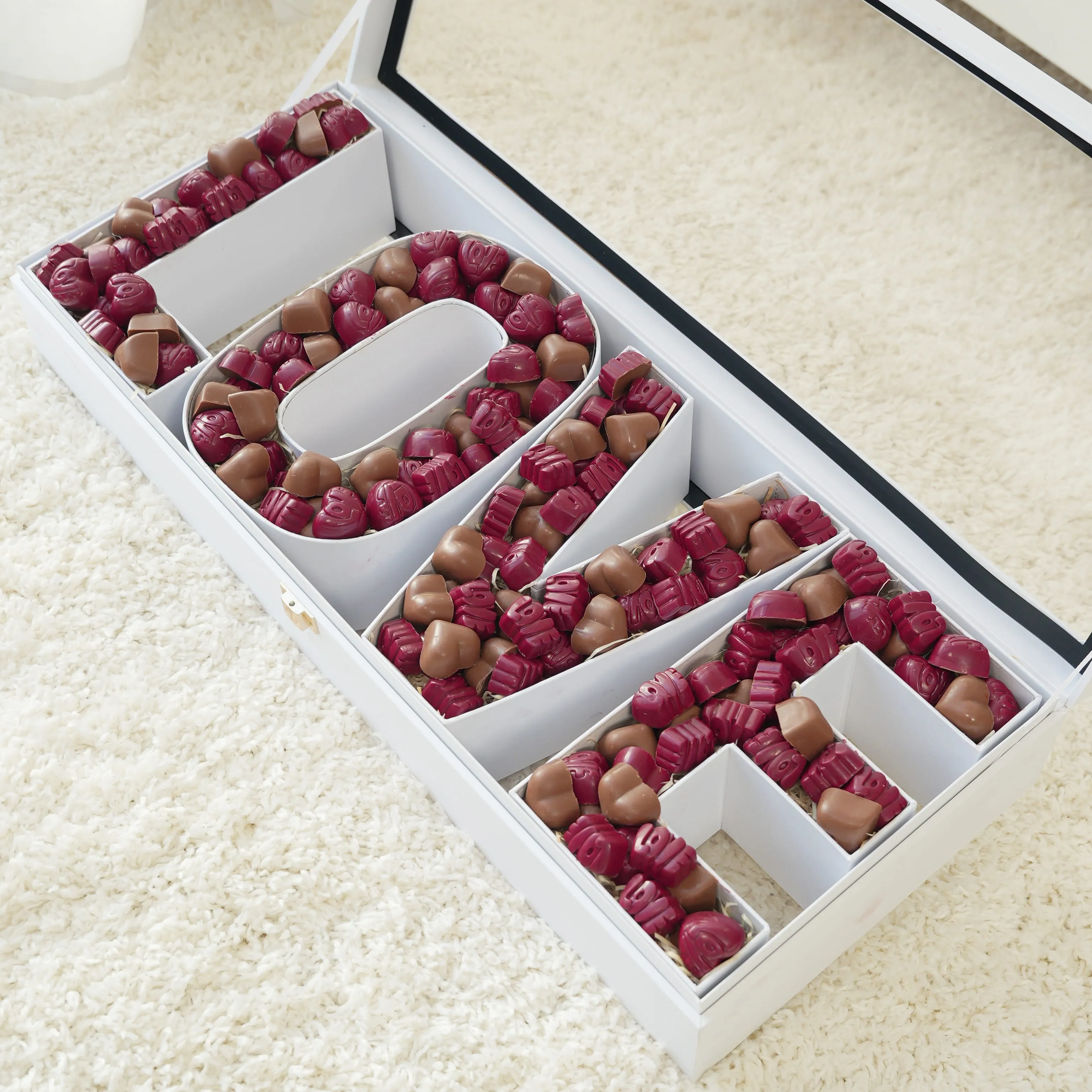 2 KG Assorted Chocolates In Love Box