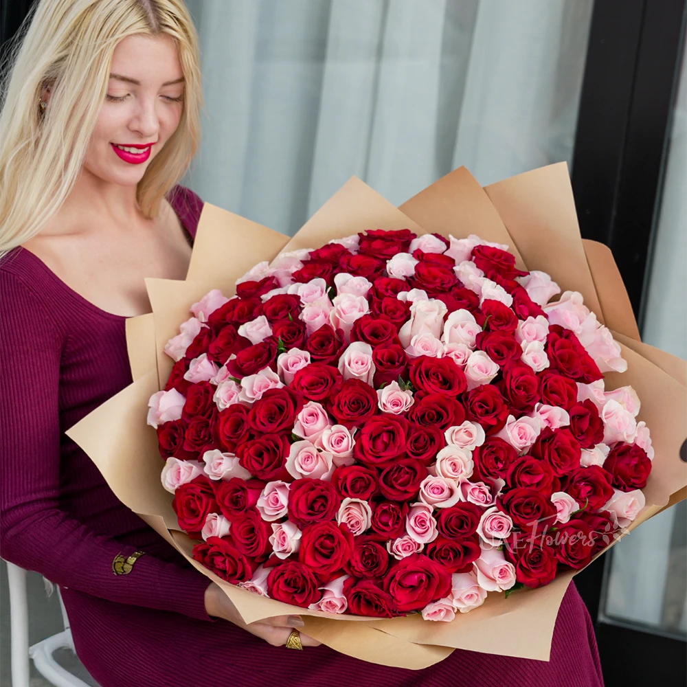 bouquet of 100 red and pink roses