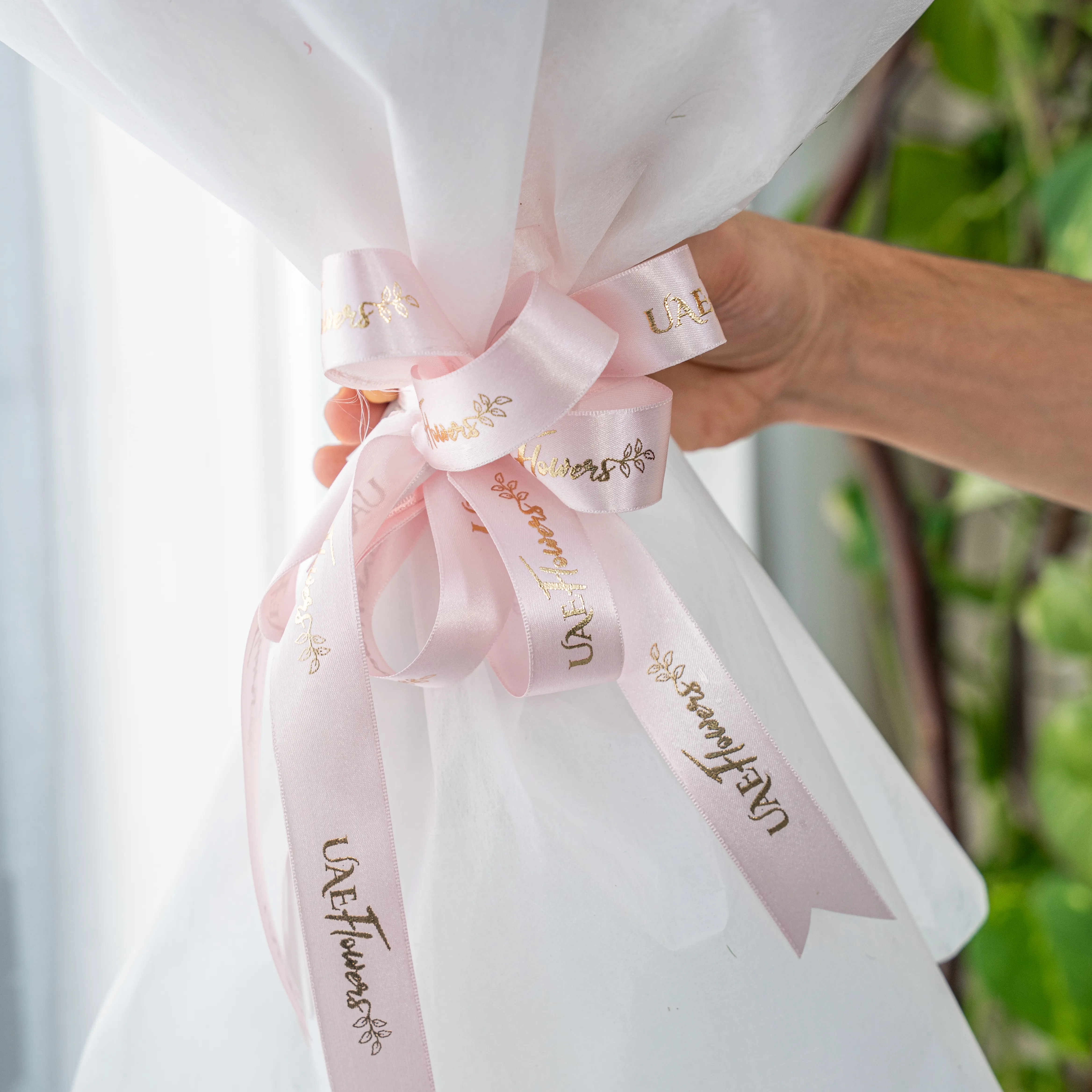 bouquet of 5 pink peonies with fillers